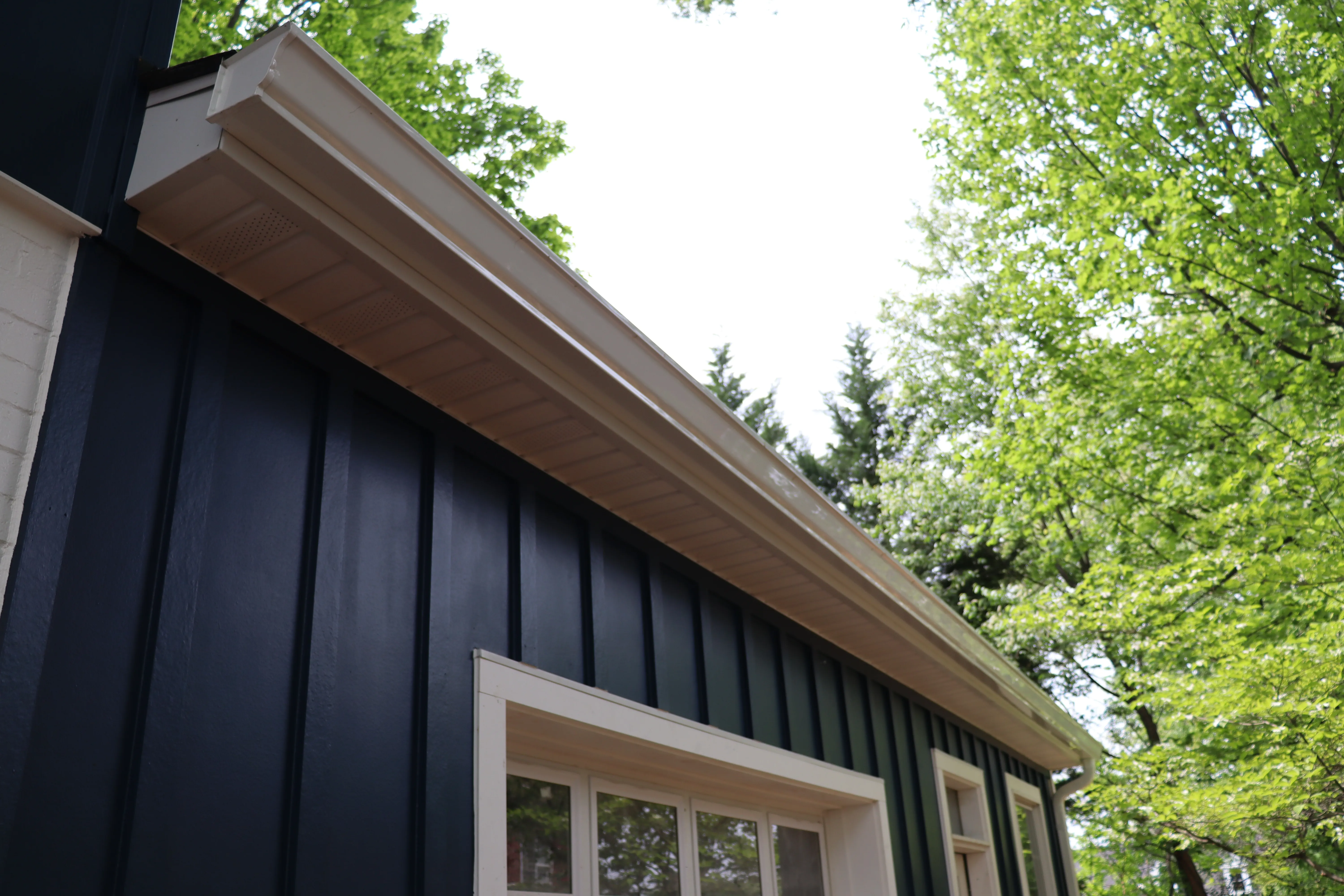 Seamless gutter installation Maryland