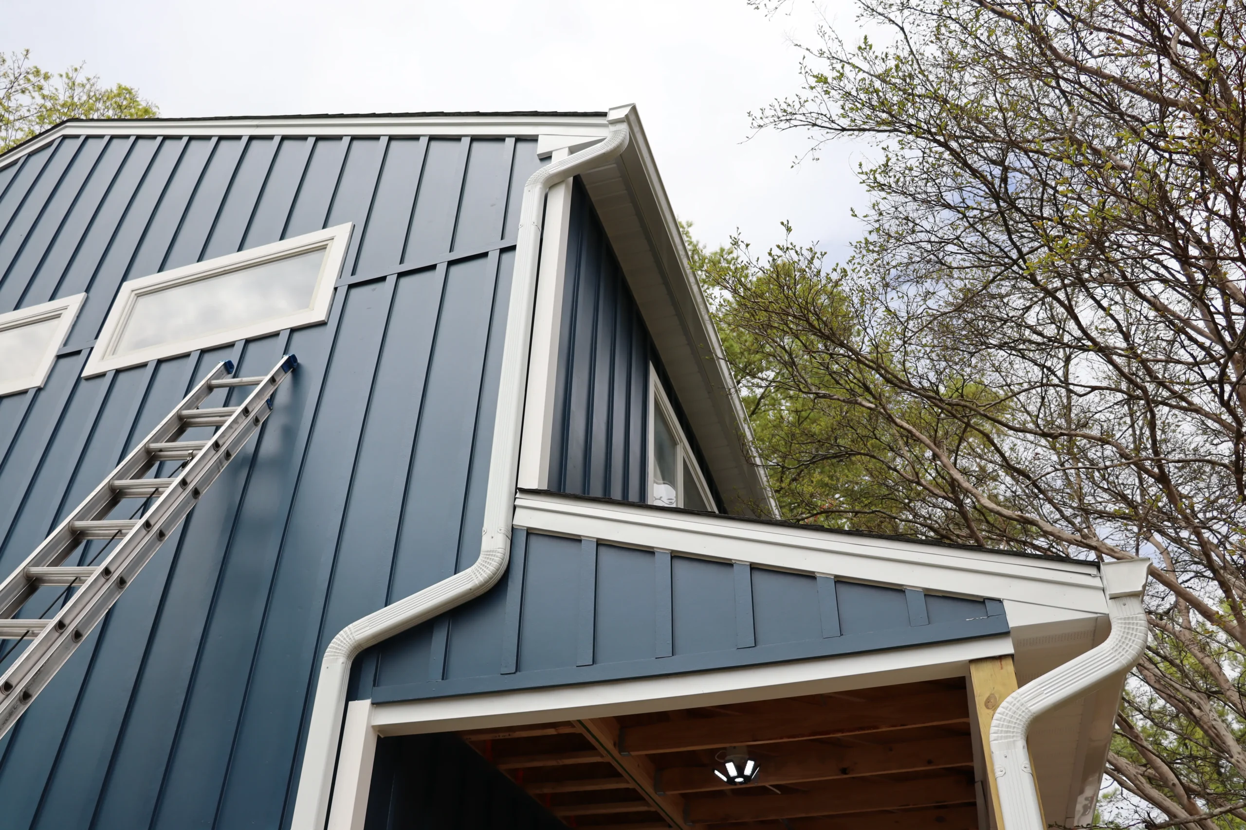 Seamless gutter installation Maryland